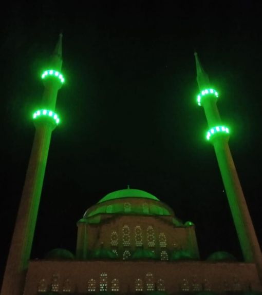 yesil cami lamba armatur